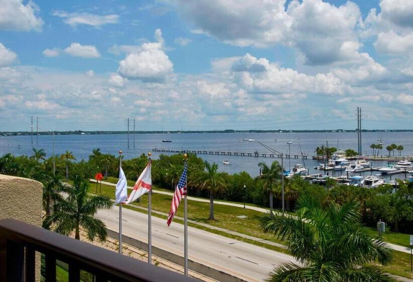 Люкс с Видом, Four Points By Sheraton Punta Gorda Harborside