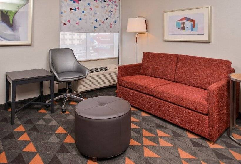 Люкс Адаптированный для Инвалидов, Holiday Inn Hotel & Suites Rochester   Marketplace, An Ihg