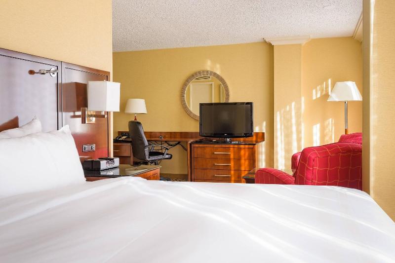 Номер Стандарт, Houston Marriott West Loop By The Galleria
