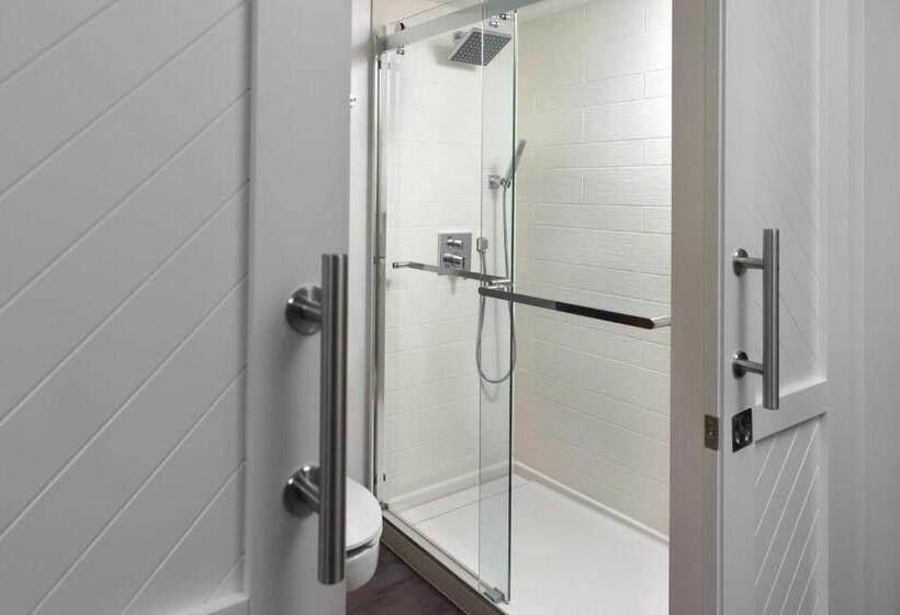 اتاق استاندارد با تخت بزرگ برای معلولان, Marriott Kansas City Overland Park