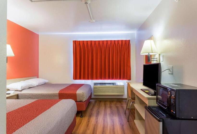 اتاق لوکس چهار تخته, Motel 6 Boise  Airport