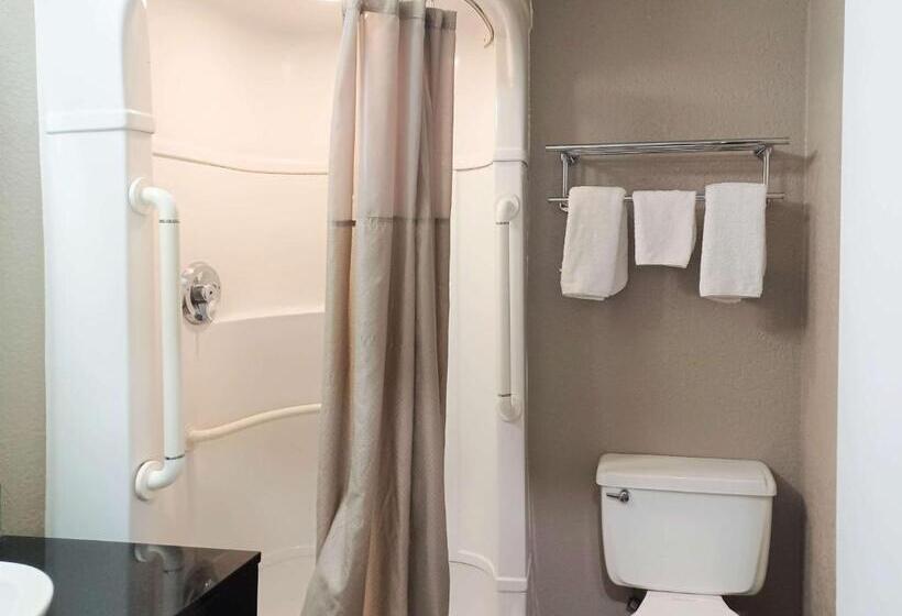 Quarto Estandar, Motel 6fresno, Ca  Blackstone North