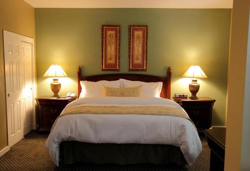 이그제큐티브 스위트, Nassau Inn