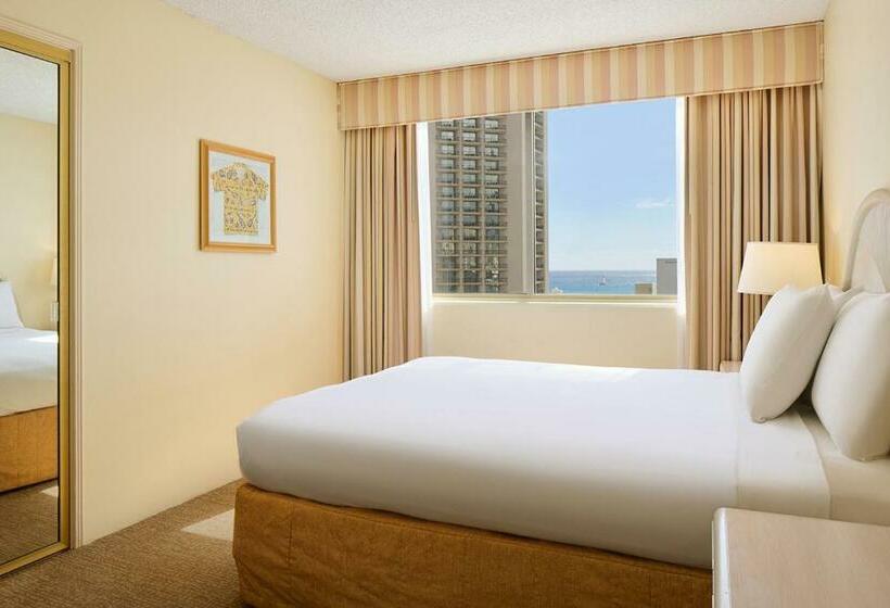 Люкс Боковой Вид на Море, Outrigger Waikiki Paradise