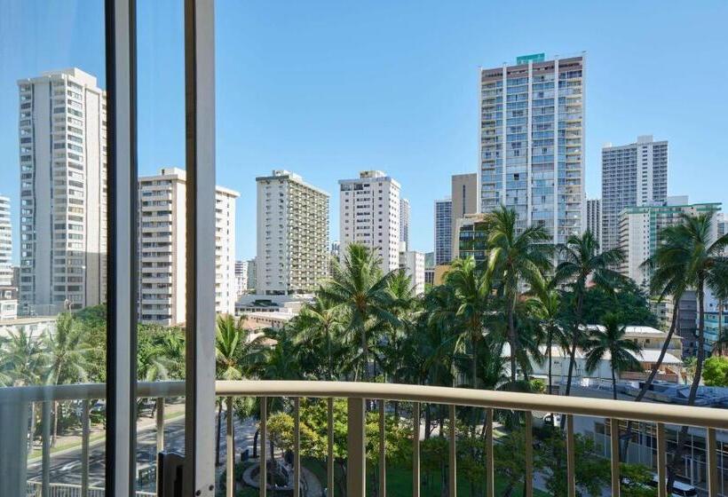 Семейный Номер, Outrigger Waikiki Paradise