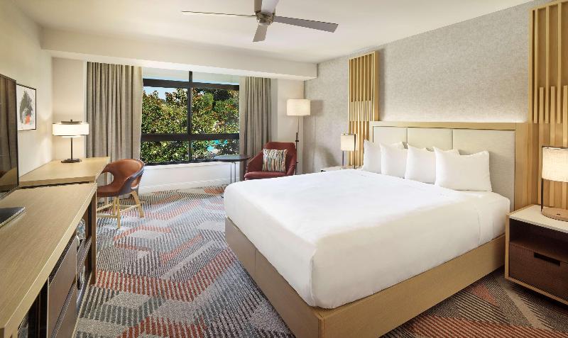 اتاق استاندارد با تخت بزرگ برای معلولان, Quality Inn Oakwood