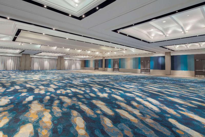 اتاق استاندارد با تخت بزرگ برای معلولان, Quality Inn Oakwood