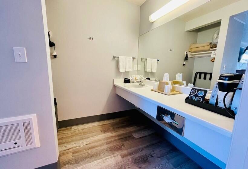 Номер Deluxe, Seabird Lodge Fort Bragg