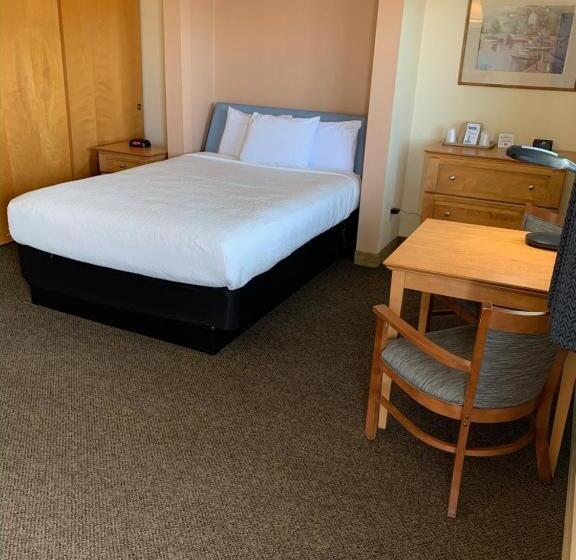 Номер Стандарт, Seabird Lodge Fort Bragg