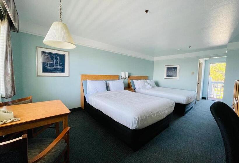 Номер Стандарт с Балконом, Seabird Lodge Fort Bragg