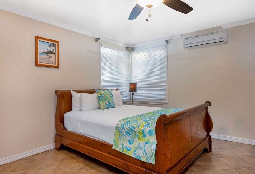 Люкс, Days Inn By Wyndham Maui Oceanfront