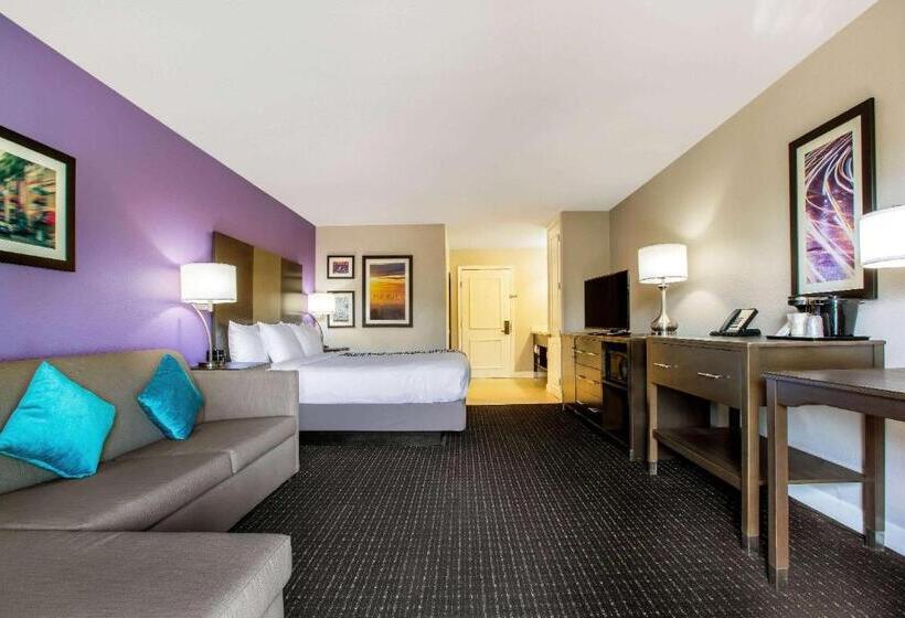 Номер Deluxe Кровать Кинг, La Quinta By Wyndham Pomona