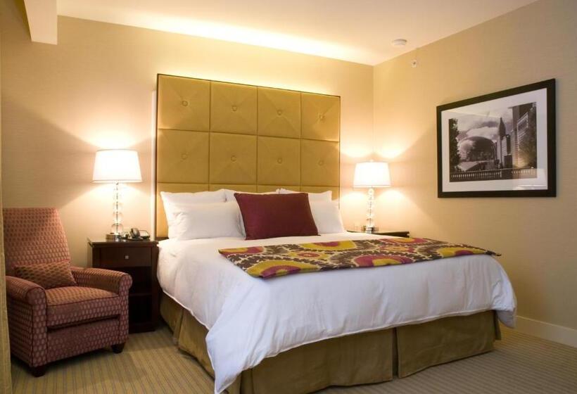 استودیوی استاندارد, Millennium Knickerbocker Chicago