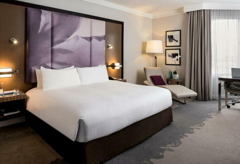 디럭스 룸 킹사이즈 침대, Pullman Miami Airport
