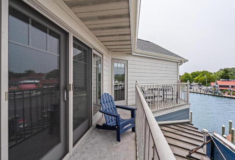 Люкс Повышенной Комфортности, St Michaels Harbour Inn, Marina And Spa