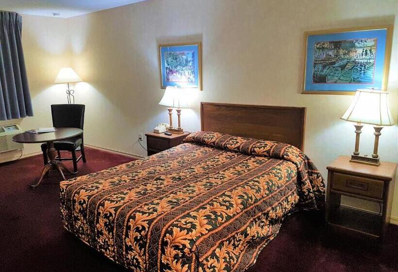 Номер Стандарт Индивидуальный, Swiss Village Inn