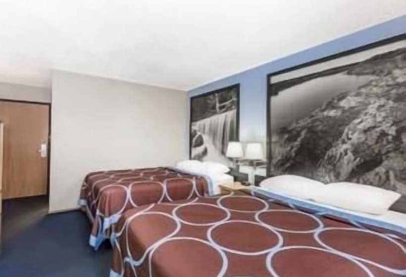 Номер Стандарт 2 Двуспальные Кровати, Super 8 By Wyndham Manhattan Ks