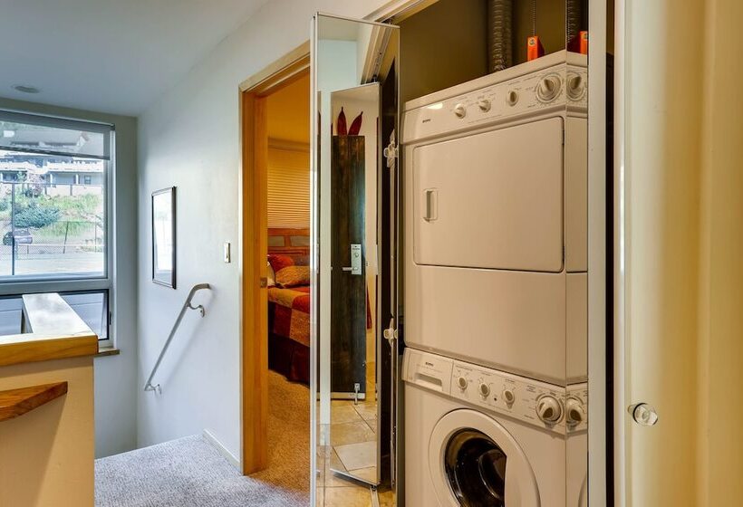 침실 2개 디럭스 아파트, Simba Run Condos 2bed 2bath