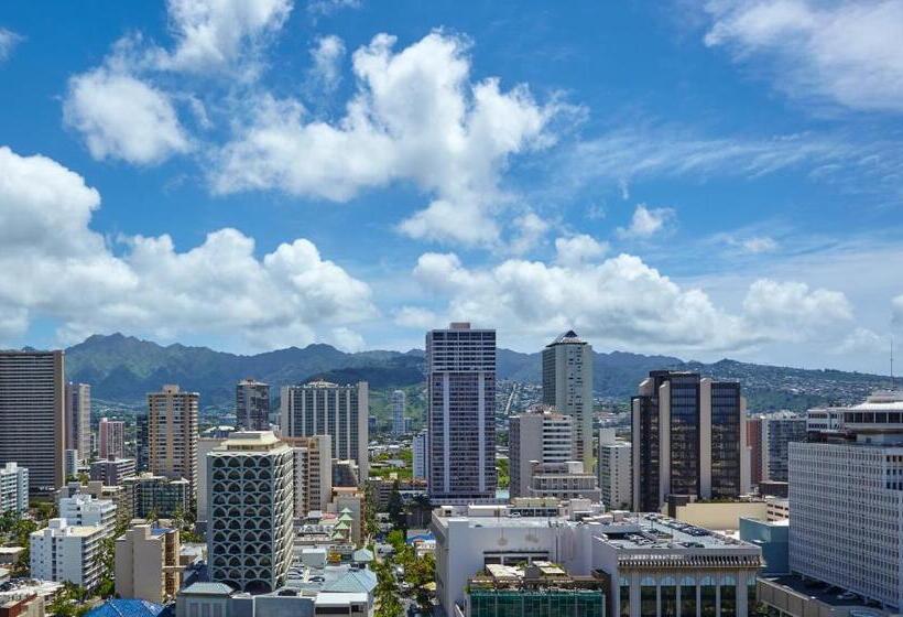 اتاق استاندارد با چشم‌انداز کوهستان, Halepuna Waikiki By Halekulani