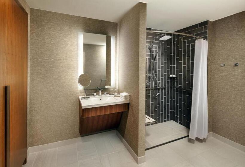 Люкс Executive Кровать Кинг, The Westin Galleria Houston