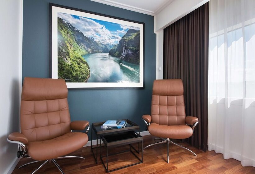 سوئیت با چشم‌انداز, Radisson Blu Plaza Hotel, Oslo