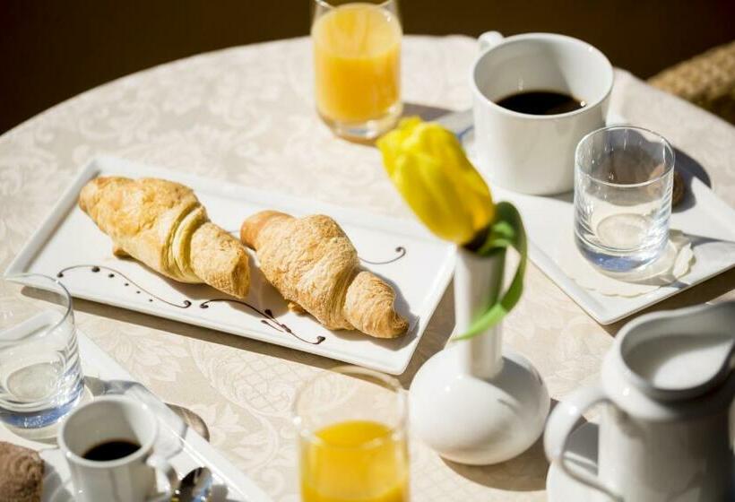 اتاق استاندارد یک تخته با بالکن, Remisens Hotel Lucija