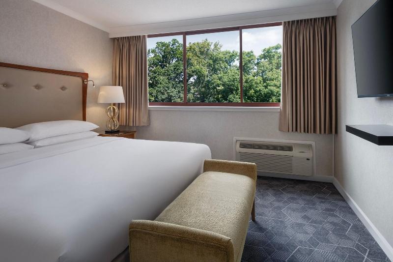 سوئیت با تخت بزرگ, Delta Hotels By Marriott Swindon