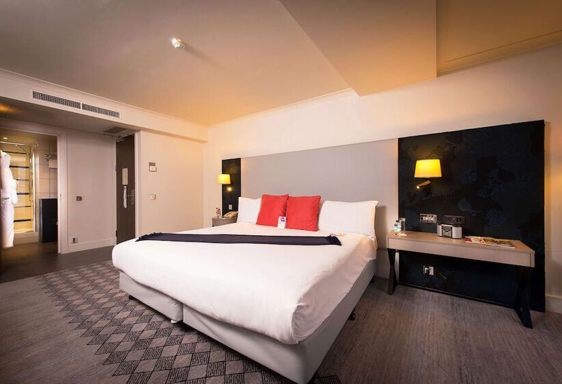 Номер Deluxe, Doubletree By Hilton London Kensington