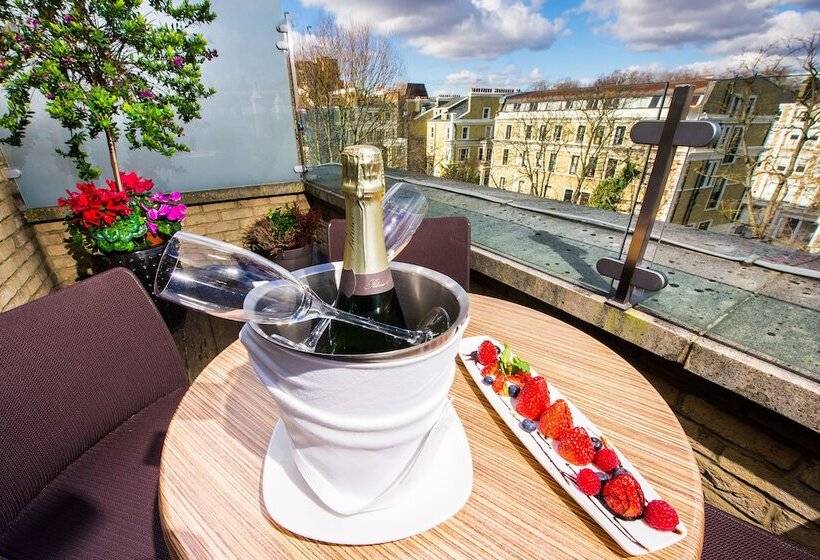 Студия Стандарт Двуспальная Кровать, Doubletree By Hilton London Kensington
