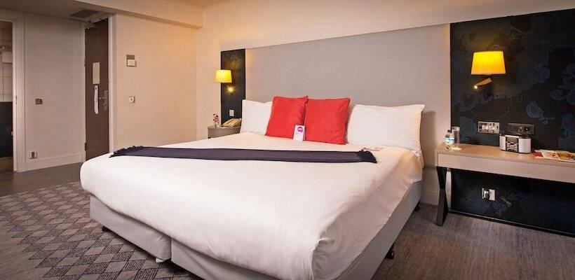 Номер Deluxe, Doubletree By Hilton London Kensington
