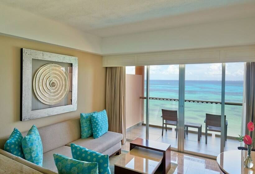 سوئیت با تخت بزرگ, Grand Fiesta Americana Coral Beach Cancun - All Inclusive