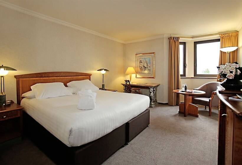 اتاق کلاب, Millennium Hotel Paris Charles De Gaulle