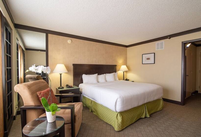 Номер Executive, Miyako Hotel Los Angeles