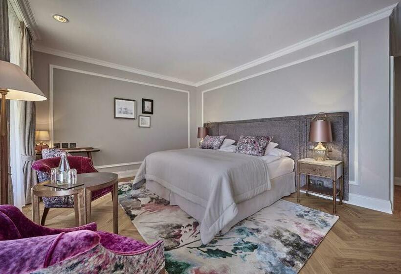 Номер Deluxe, Victoria Jungfrau Grand Hotel & Spa