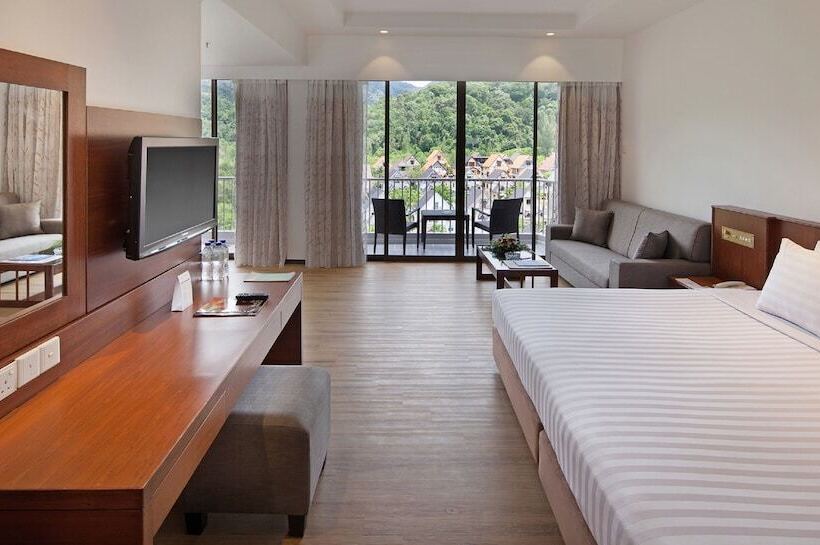 Семейный Номер Вид на Горы, Bayview Beach Resort