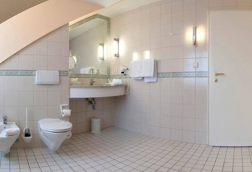 Номер Стандарт Трехместный, Galerie Hotel Leipziger Hof