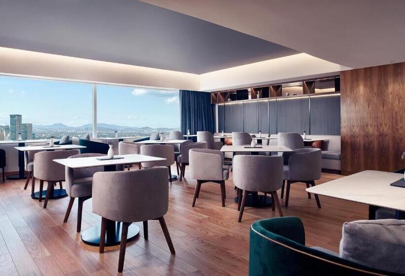 חדר קלאב עם מיטת קינג, Hyatt Regency Mexico City