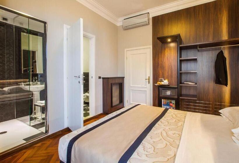 Superior Room, Lombardia