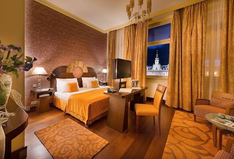 주니어 스위트, Grandhotel Zvon