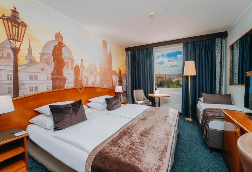 Номер Стандарт, Plaza Prague Hotel   Czech Leading Hotels