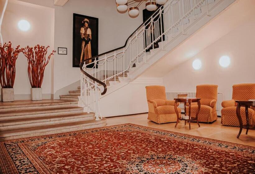 舒适三人间, B&b Hotel Praha