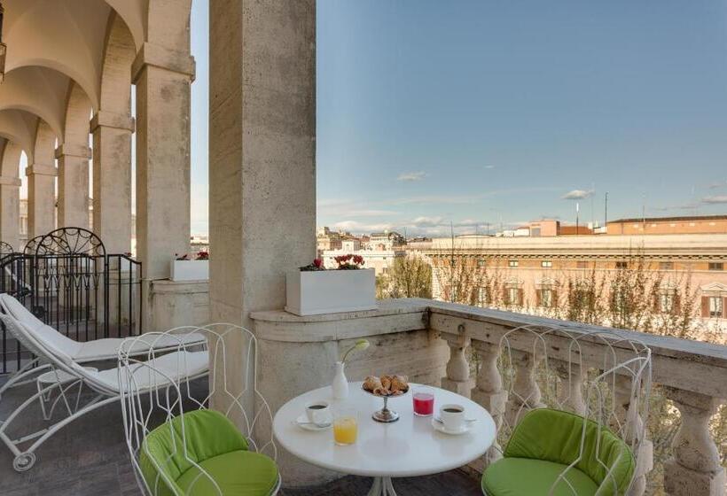 اتاق اجرایی, Grand Hotel Palace Rome