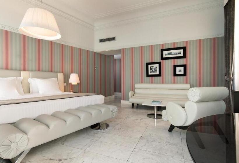 سوییت جونیور, Grand Hotel Palace Rome