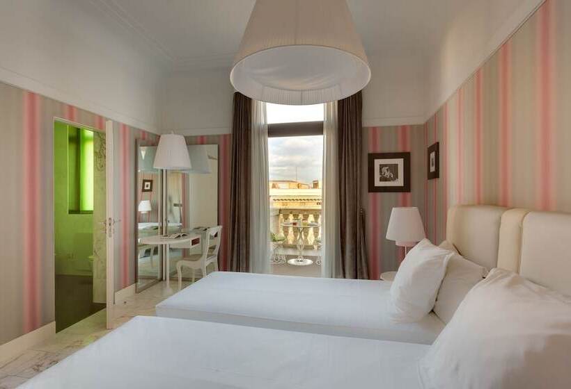 اتاق اجرایی, Grand Hotel Palace Rome