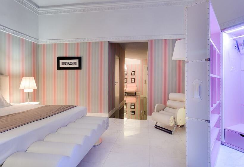 سوییت اجرایی, Grand Hotel Palace Rome