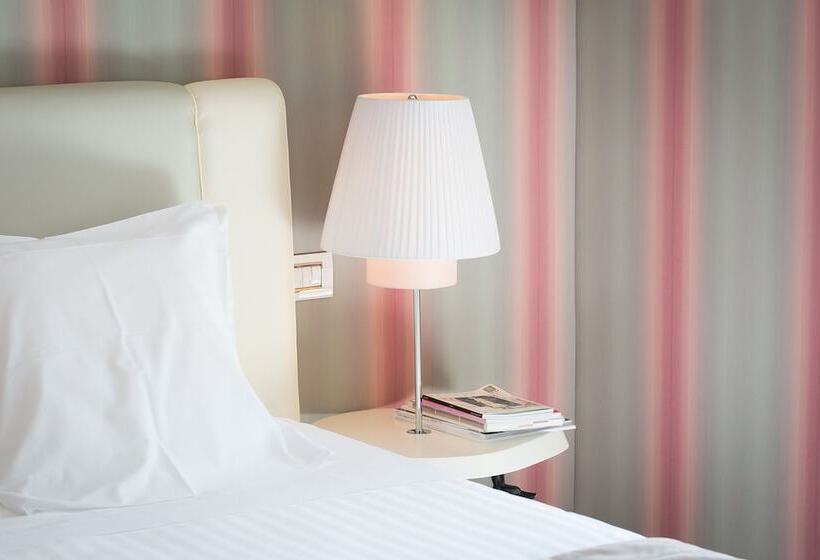 اتاق کلاسیک, Grand Hotel Palace Rome