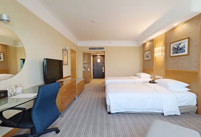 Номер Deluxe, Millennium Harbourview Hotel Xiamen Near Metro Station & Zhongshan Road
