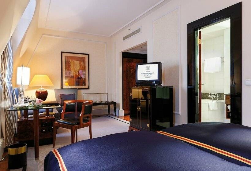 Номер Superior, Taschenbergpalais Kempinski