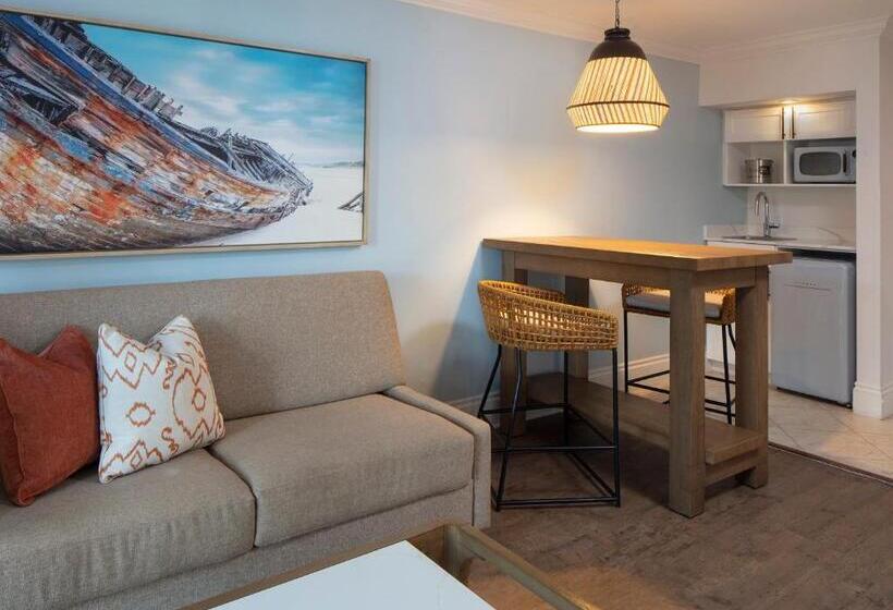Люкс, Margaritaville Beach House Key West