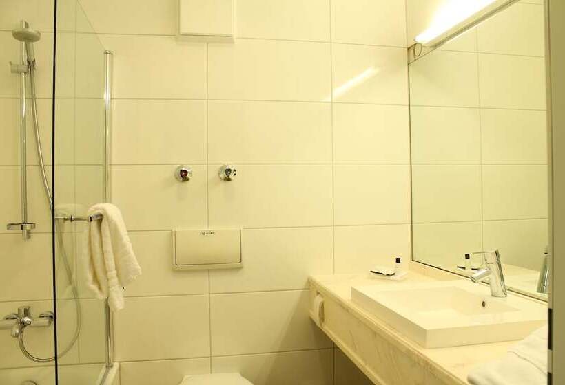 Номер Superior, Relexa Hotel Airport Düsseldorf/ratingen